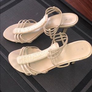 Shoes . Heels. Beige silk material